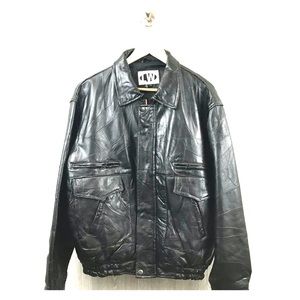 NWOT LW Black leather jacket 🎁👍